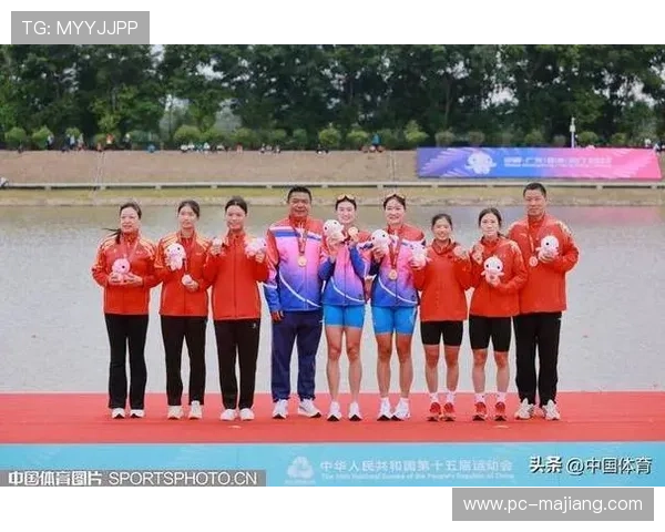 十五运会赛艇女子八人单桨山东队夺金，辽宁浙江分获二三